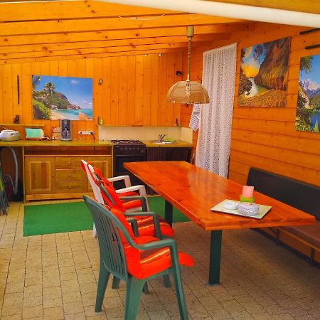 PEPASÓWKA Chatka Puchatka Łukęcin Exterior foto
